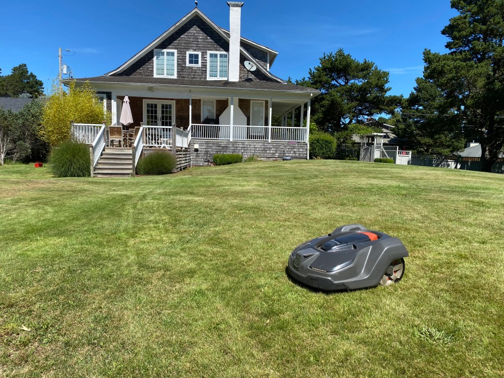 Husqvarna Automower installed in Seaside, OR